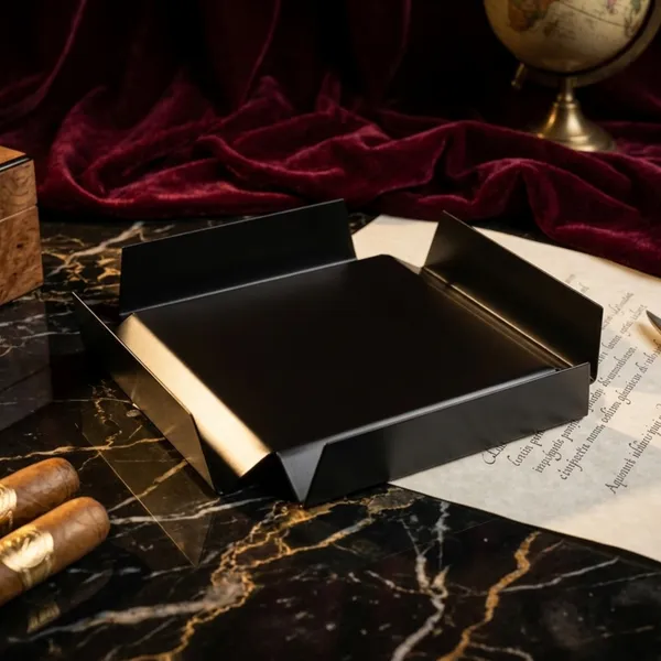 Black_Cigar_Ashtray
