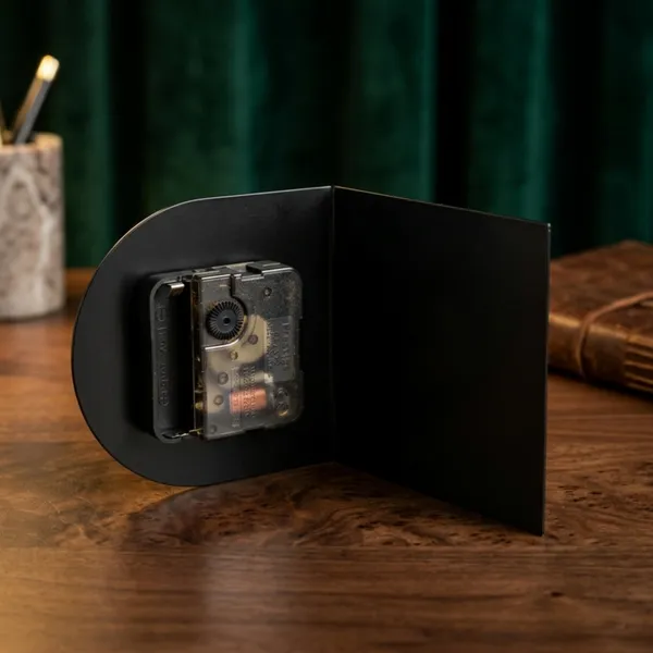Black_Globe_Floral_Metal_Desk_Clock