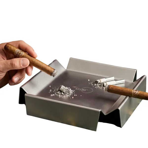 Silver_Metal_Modern_Cigar_Ashtray