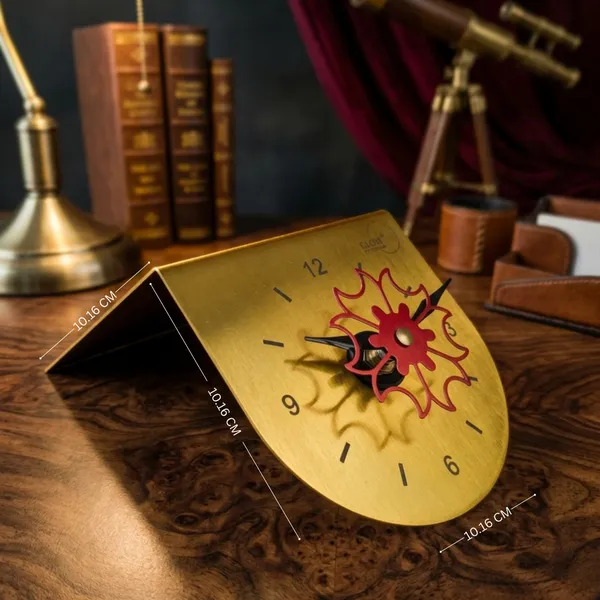 Gold_Metal_Floral_Pattern_Desk_Clock