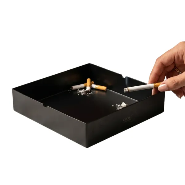 Black_Metal_Cigarette_Ashtray