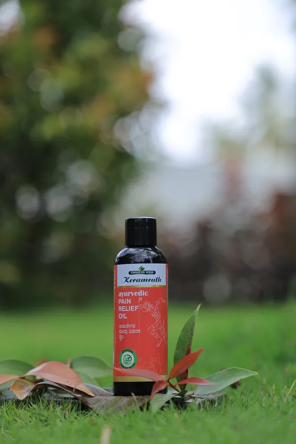 Keramruth_Ayurvedic_Nilgiri_Ashwagandha_Pain_Relief_Oil_-_Pack_of_2