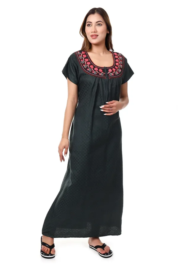 Black_Cotton_Casual_Nighty_For_Women