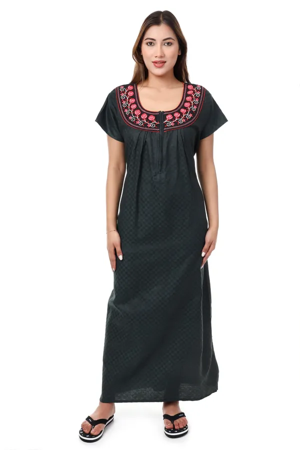 Black_Cotton_Casual_Nighty_For_Women