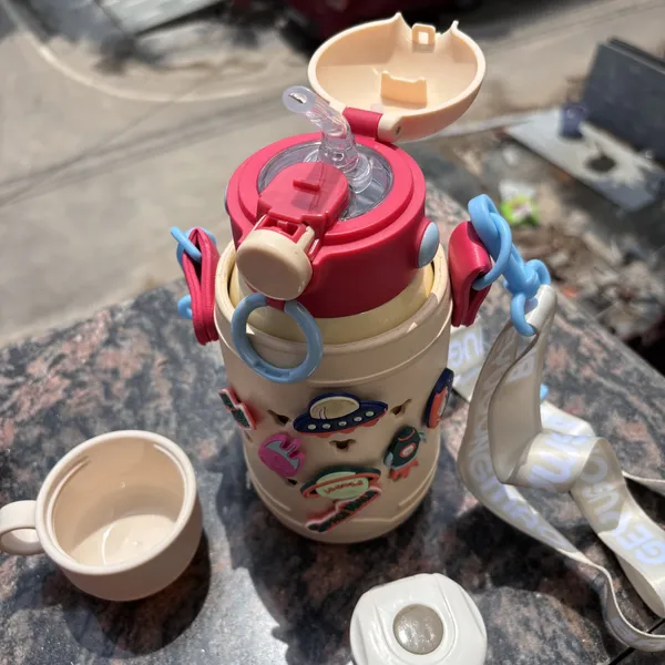 Space_Themed_Insulated_Bottle_500ml_Beige
