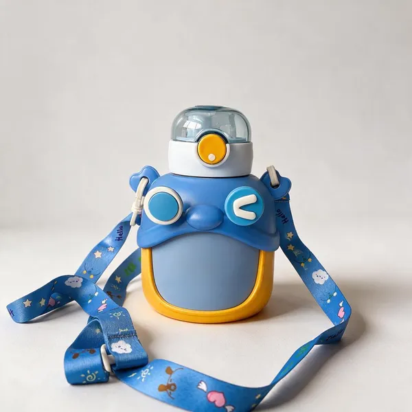 Cute_Cartoon_Insulated_Water_Bottle_600ml_Blue