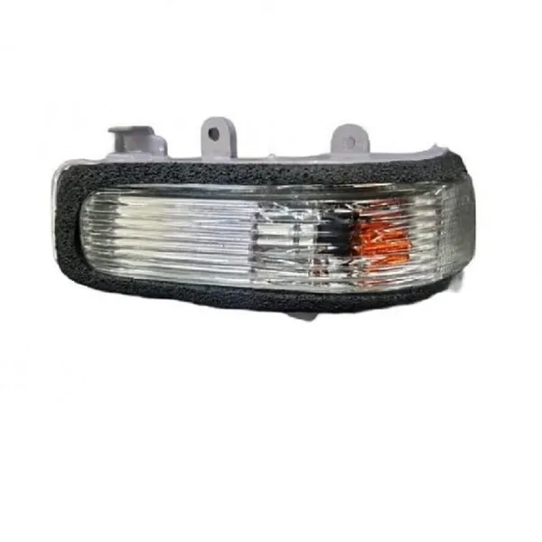 Innova_2nd_Gen_Orvm_Left_Passenger_Side_Mirror_Indicator_Light