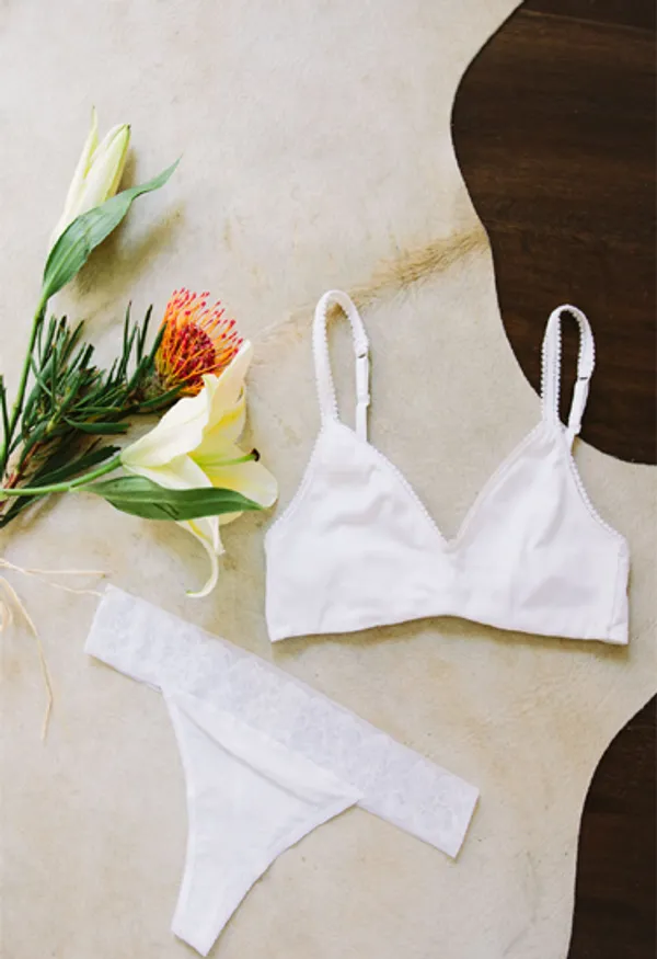 White_Extra_Comfort_Bra_Thong_Set