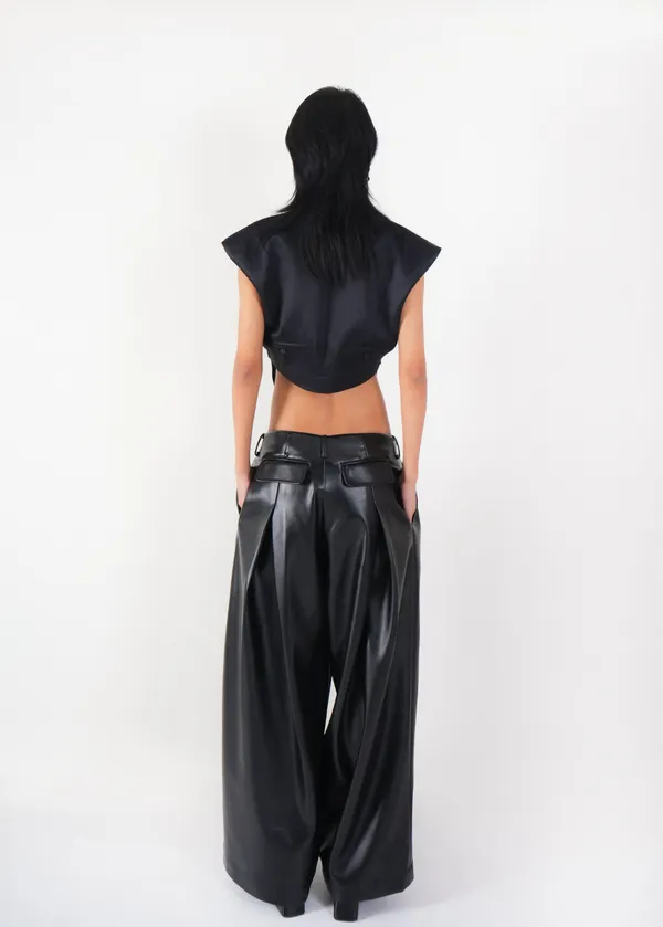 Pleated_Leather_Pants