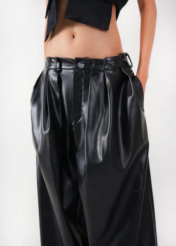 Pleated_Leather_Pants