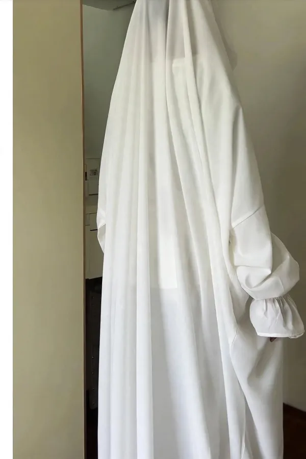 Al_Buraaq_Noorain_White_Full_Coverage_Prayer_Jilbab