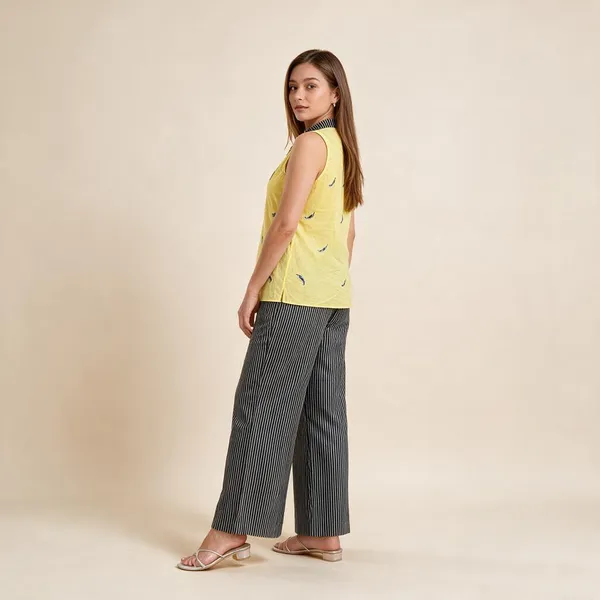 Yellow_Cotton_Printed_Sleeveless_Top_For_Women