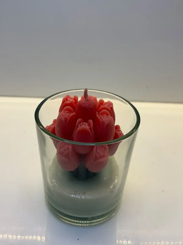 Red_Tulip_Blooming_Glass_Candle
