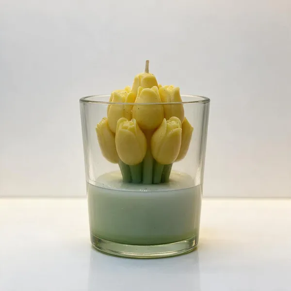 Yellow_Tulip_Blooming_Glass_Candle