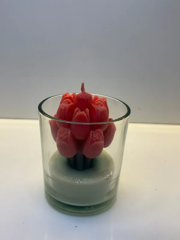 Red_Tulip_Blooming_Glass_Candle