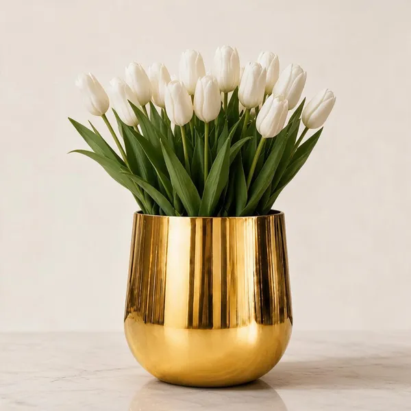 Gold_Metal_Vase_For_Home_Decor