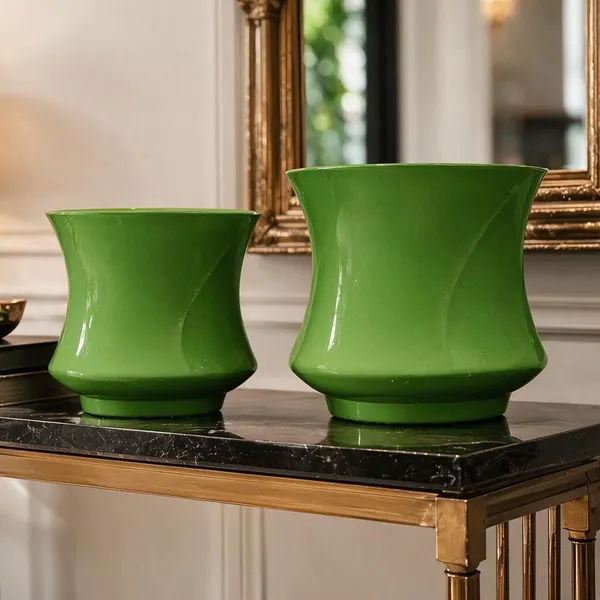Green_Metal_Planter_For_Home_Gardening