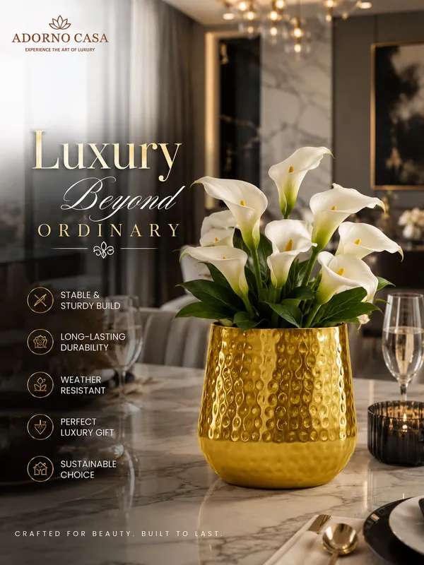 Aurum_Hammered_Gold_Finish_Metal_Accent_Vase