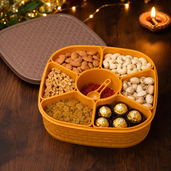 Orange_Plastic_Wicker_Style_Six_Compartment_Snack_Serving_Tray