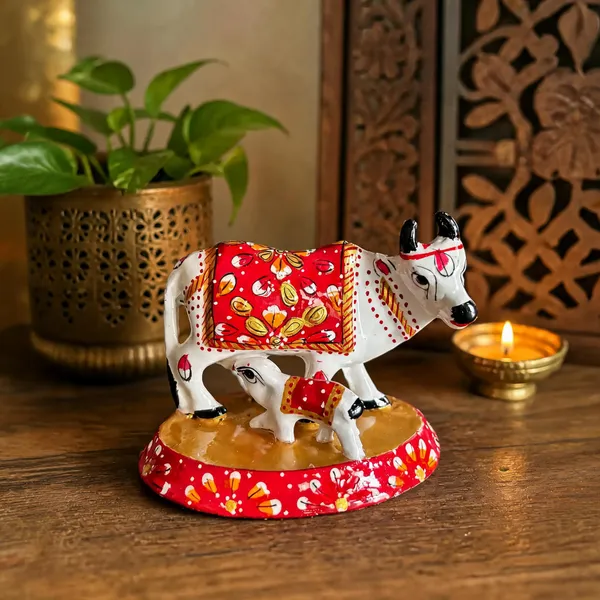 Metal_Decorative_Cow_And_Calf_Showpiece