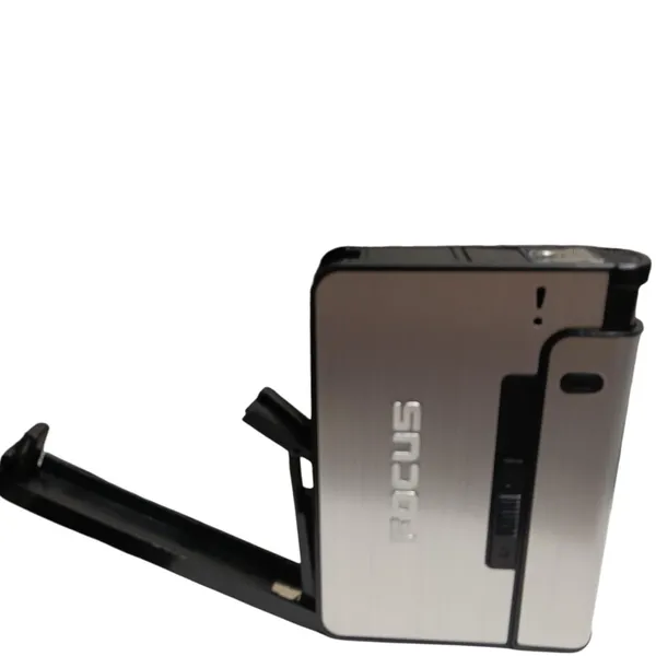 Automatic_Cigarette_Case_With_Refillable_Lighter
