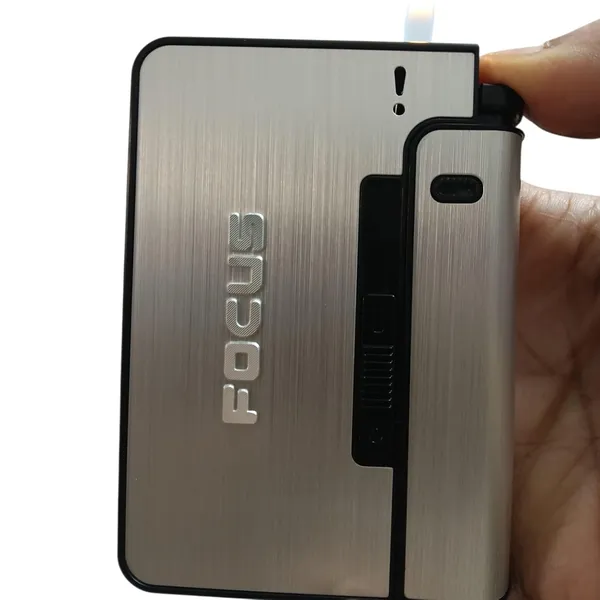 Automatic_Cigarette_Case_With_Refillable_Lighter