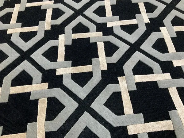Tulisia_Geomatric_Hand_Tufted_Carpet_Rug