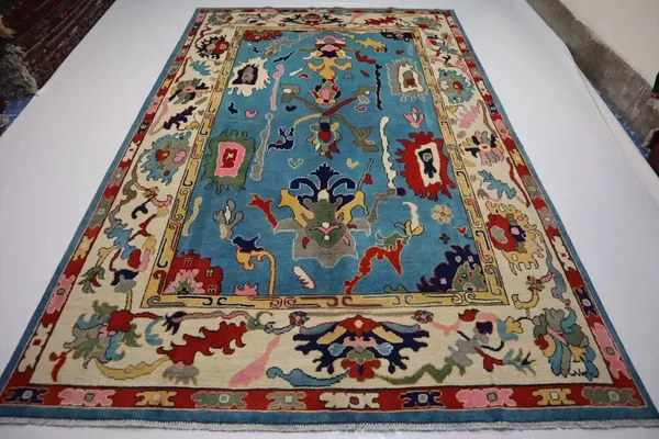 Encompass_Hand_Knotted_Carpet_Rugs