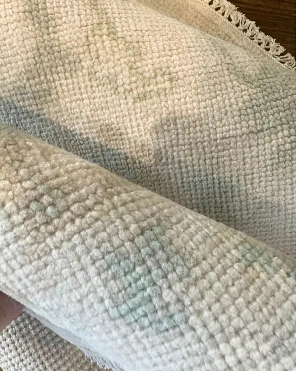 Evanesce_Hand_Knotted_Carpet_Rugs