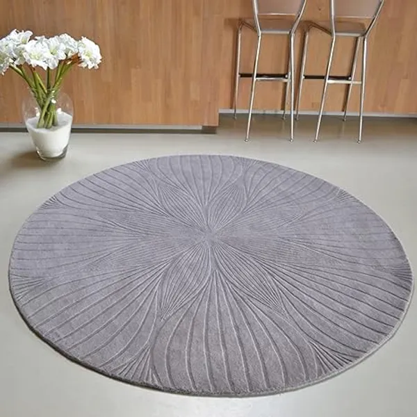 Fluffonyx_Round_Hand_Tufted_Carpet_Rug