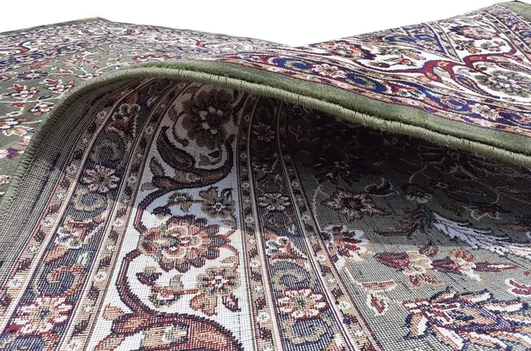Grand_Persian_Wool_Carpet
