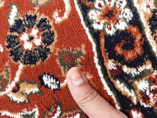 Loomi_Persian_Wool_Carpet