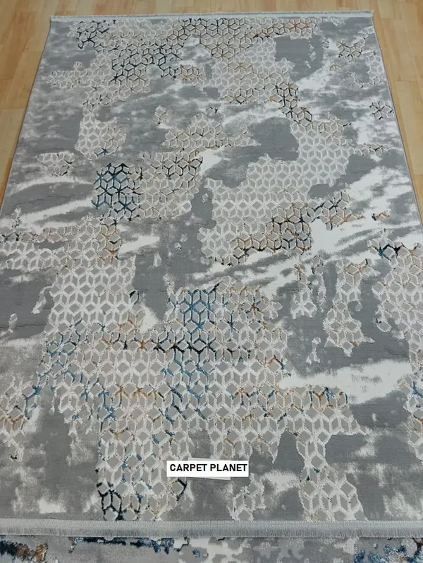 Luxe_Coral_Cascade_Modern_Carpet
