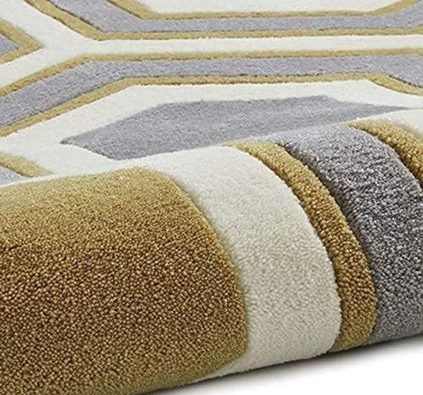 Ashy_Hand_Tufted_Carpet