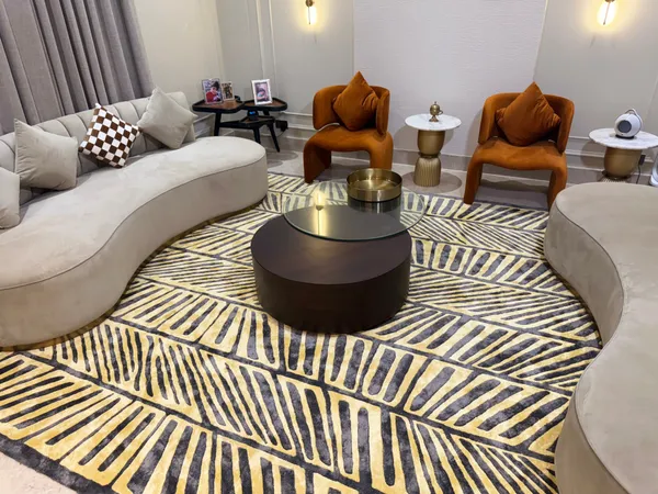 Fable_Irregular_Hand_Tufted_Carpet