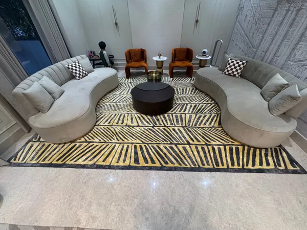 Fable_Irregular_Hand_Tufted_Carpet