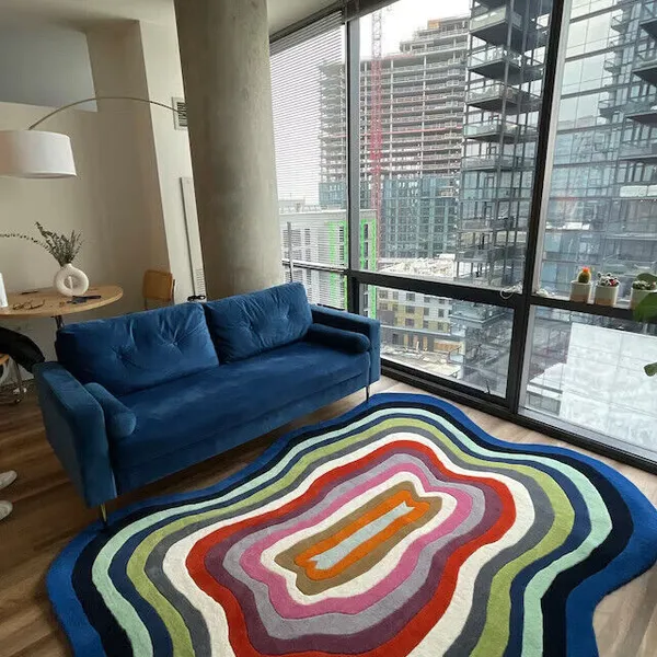 Flow_Irregular_Hand_Tufted_Carpet