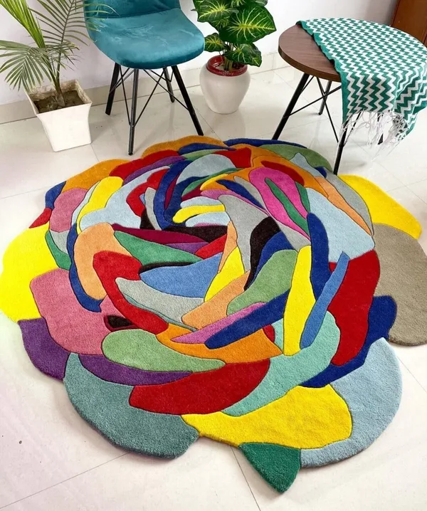 Meadow_Irregular_Hand_Tufted_Carpet