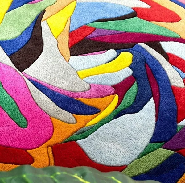 Meadow_Irregular_Hand_Tufted_Carpet