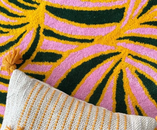 Frenzy_Irregular_Hand_Tufted_Carpet