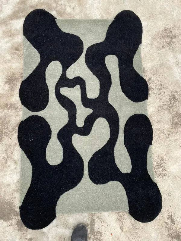 Mirage_Irregular_Hand_Tufted_Carpet