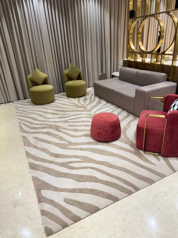 Echo_Irregular_Hand_Tufted_Carpet