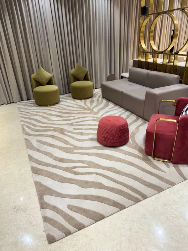 Echo_Irregular_Hand_Tufted_Carpet