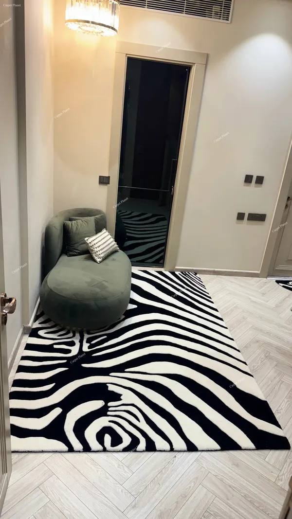 Arial_Irregular_Hand_Tufted_Carpet