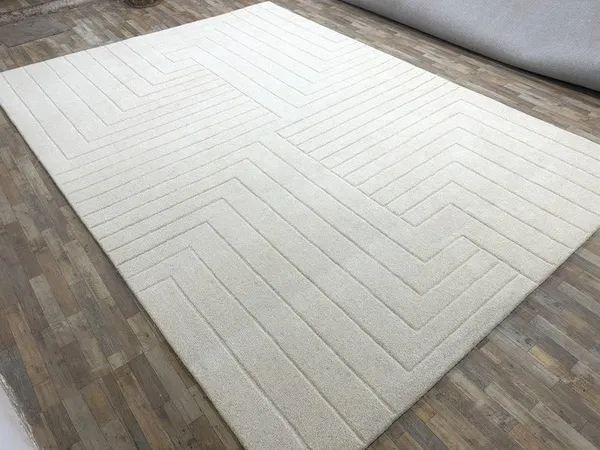 Lumira_Hand_Tufted_Carpet_Rug