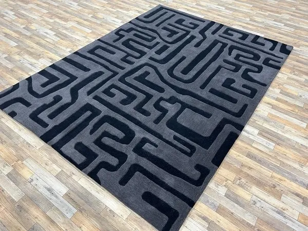 Vantara_Hand_Tufted_Carpet_Rug