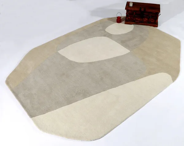 Mova_Irregular_Hand_Tufted_Carpet_Rug