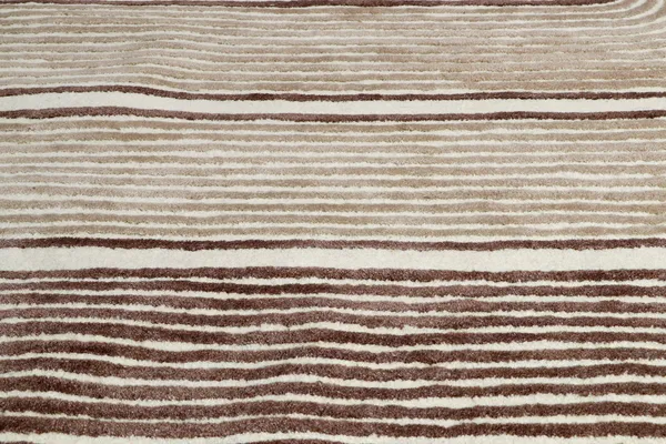 Nira_Irregular_Hand_Tufted_Carpet_Rug