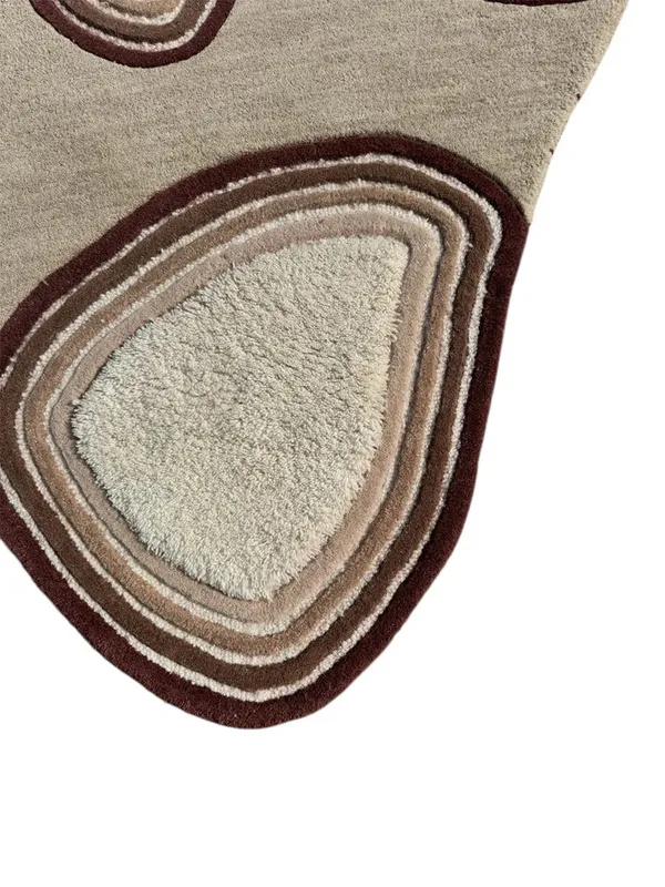 Quin_Irregular_Hand_Tufted_Carpet_Rug