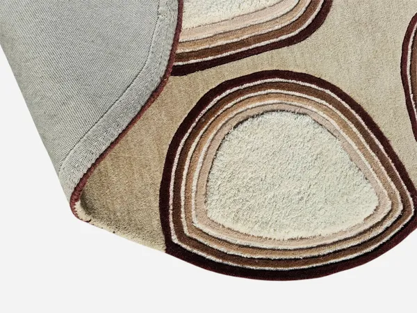 Quin_Irregular_Hand_Tufted_Carpet_Rug